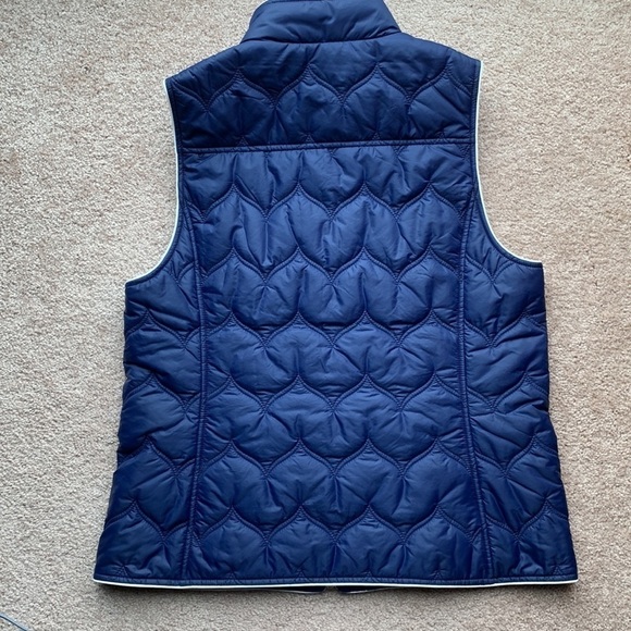 Vineyard Vines | Vineyard Vines Women's quilted vest - Picture 4 of 6